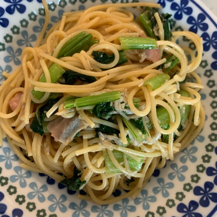 小松菜ベーコンの和風パスタ レシピ 作り方 By 食べ盛り3兄弟まま 楽天レシピ